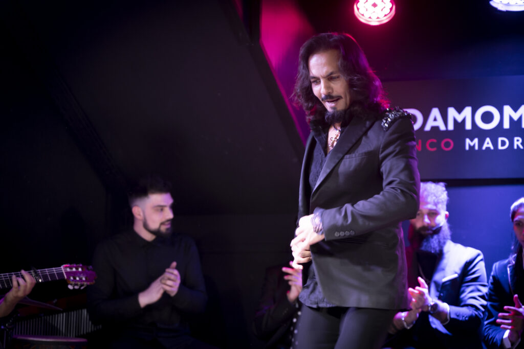 Farruquito baila en Cardamomo, tablao de grandes estrellas